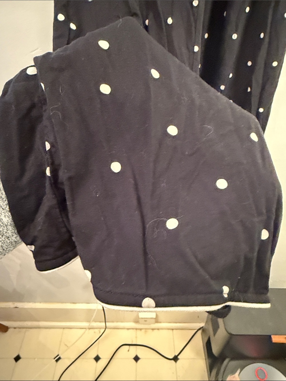 State Of Day Womens Fluid Knit Notched
Pajama Set Deep Black Polka Dot Small - Picture 9 of 16